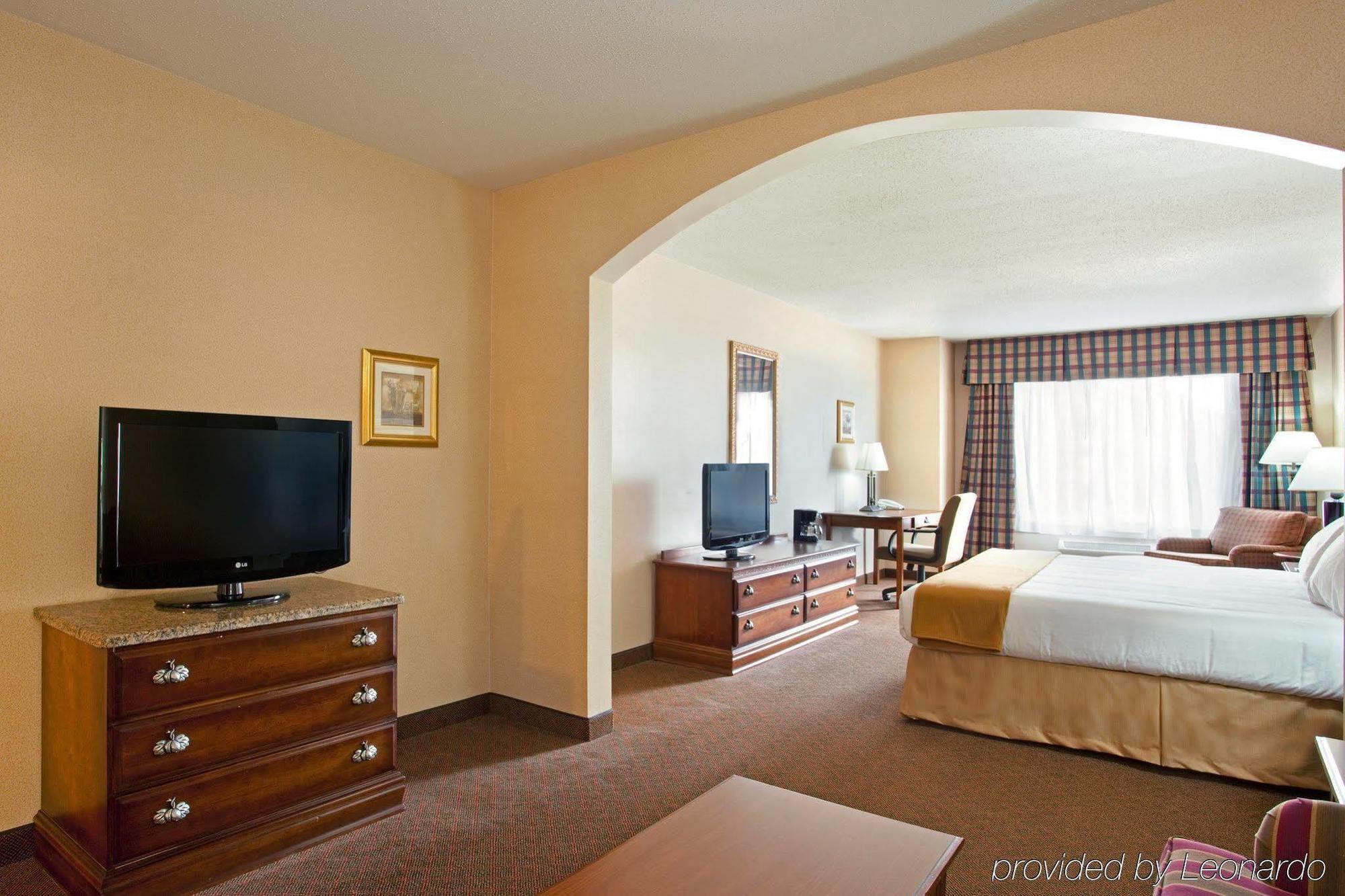 Holiday Inn Express Rochelle By Ihg Bilik gambar