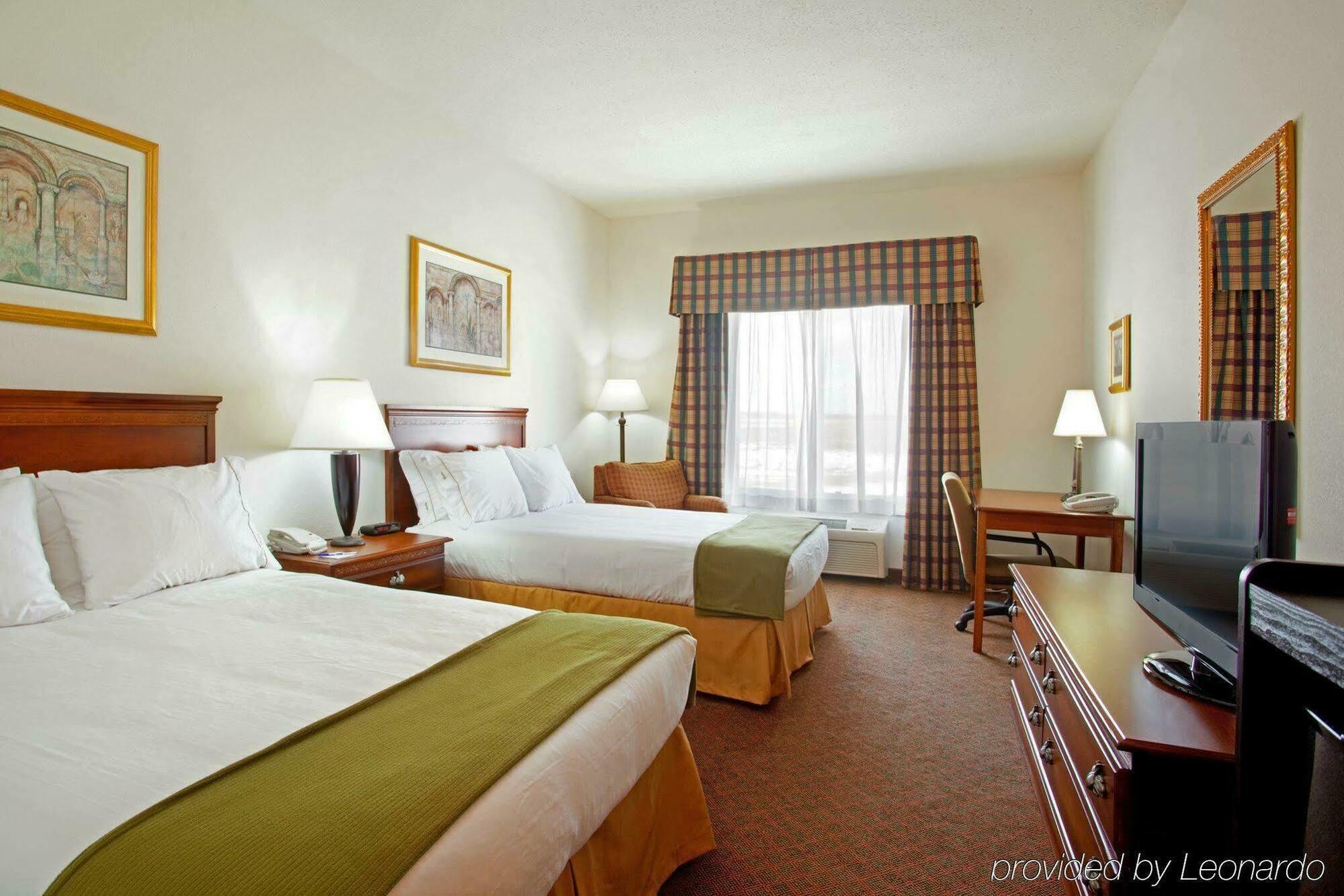 Holiday Inn Express Rochelle By Ihg Bilik gambar